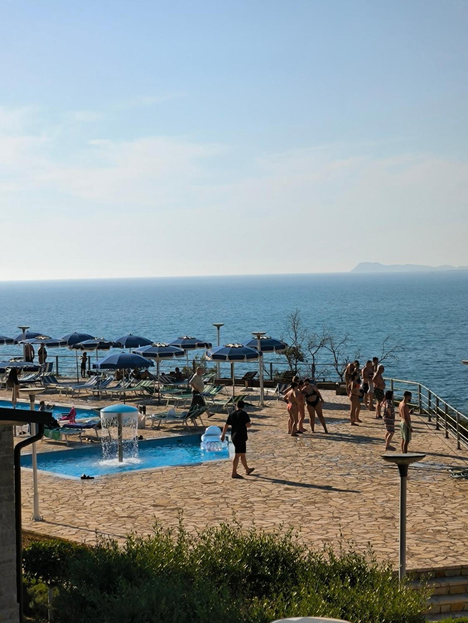 Matthews Beach House Vlorë Exterior foto