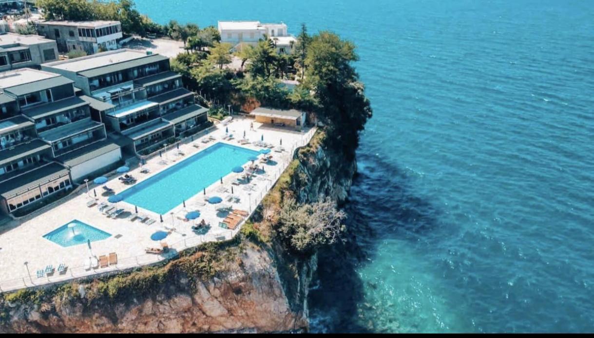 Matthews Beach House Vlorë Exterior foto